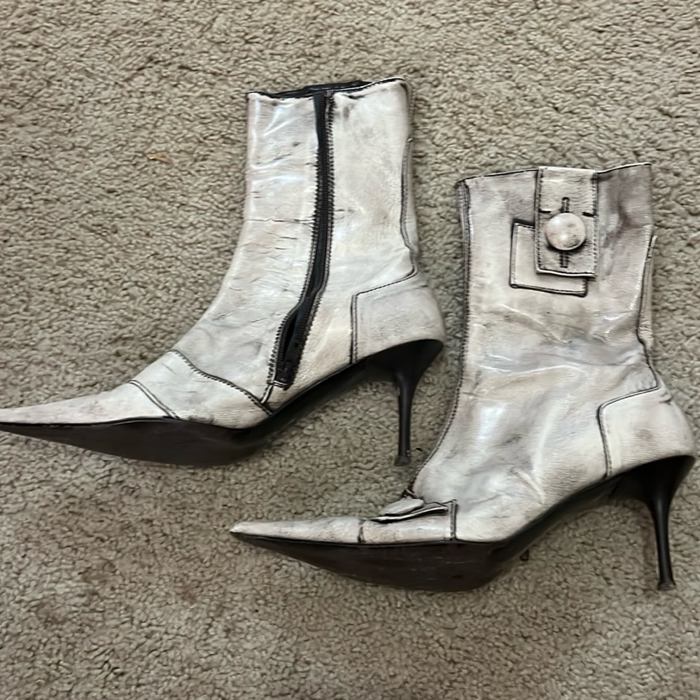 Worn Leather Pointed Toe Boots